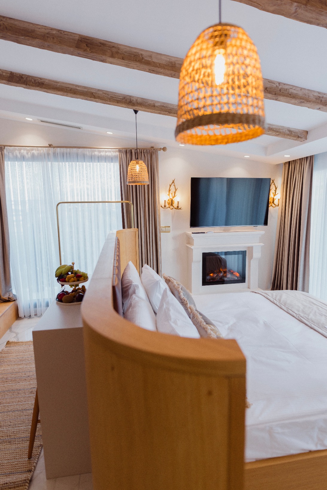 Deluxe Oda Balkonlu, Şömineli ve Jakuzili