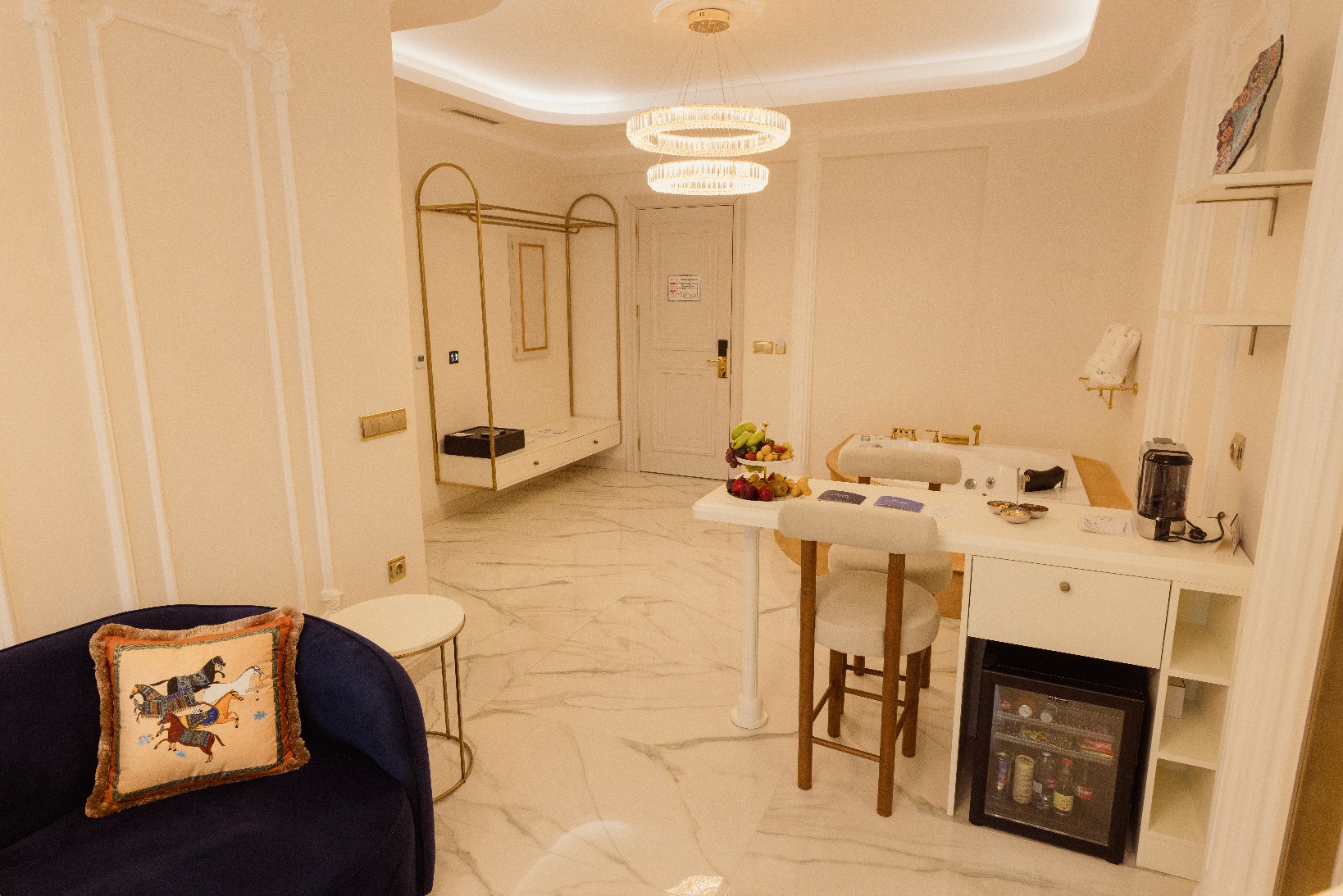 King Suite - Jakuzili, Şömineli